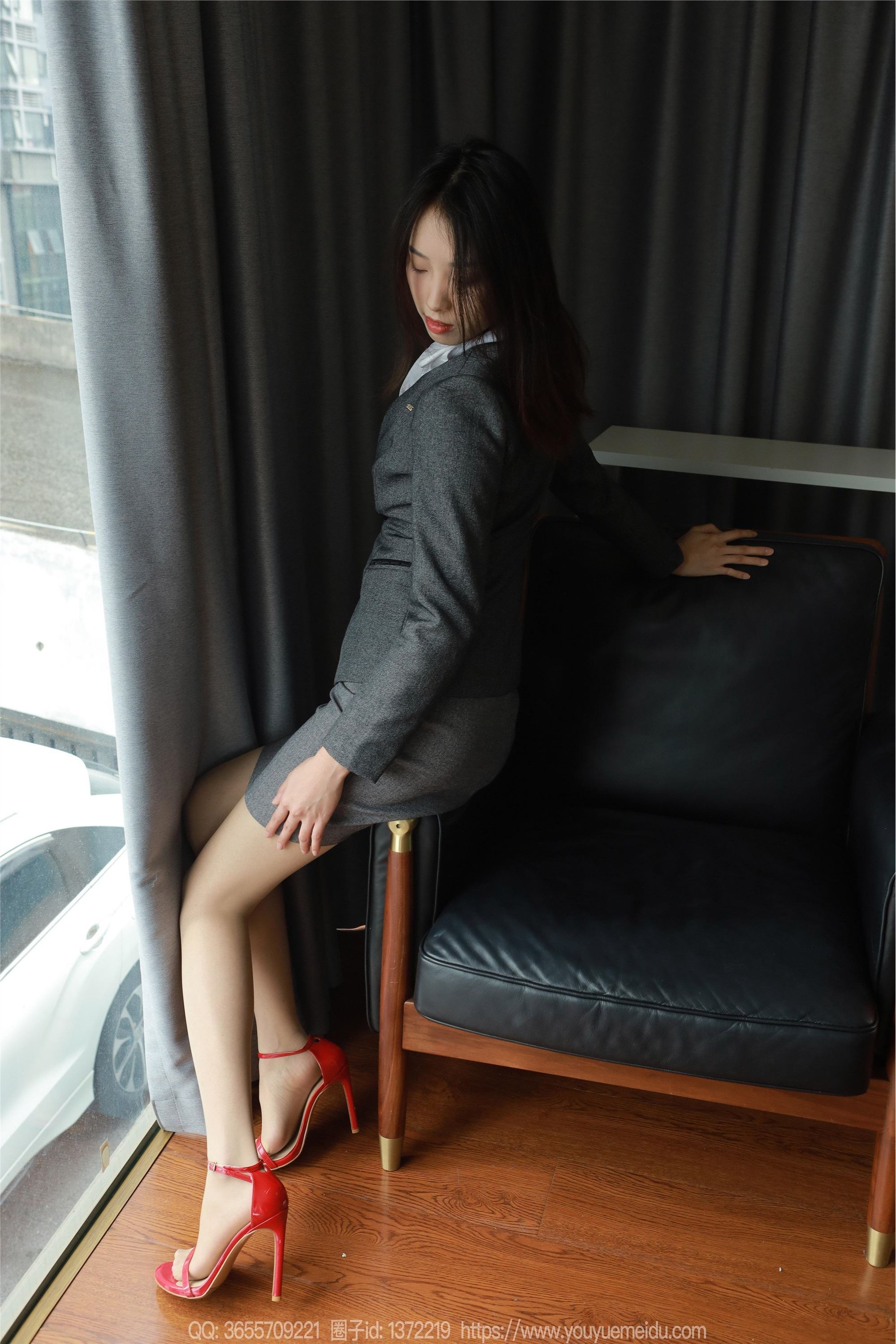 IESS异思趣向  2024.01.11 丝享家 1635 小九《OL制服（下）》